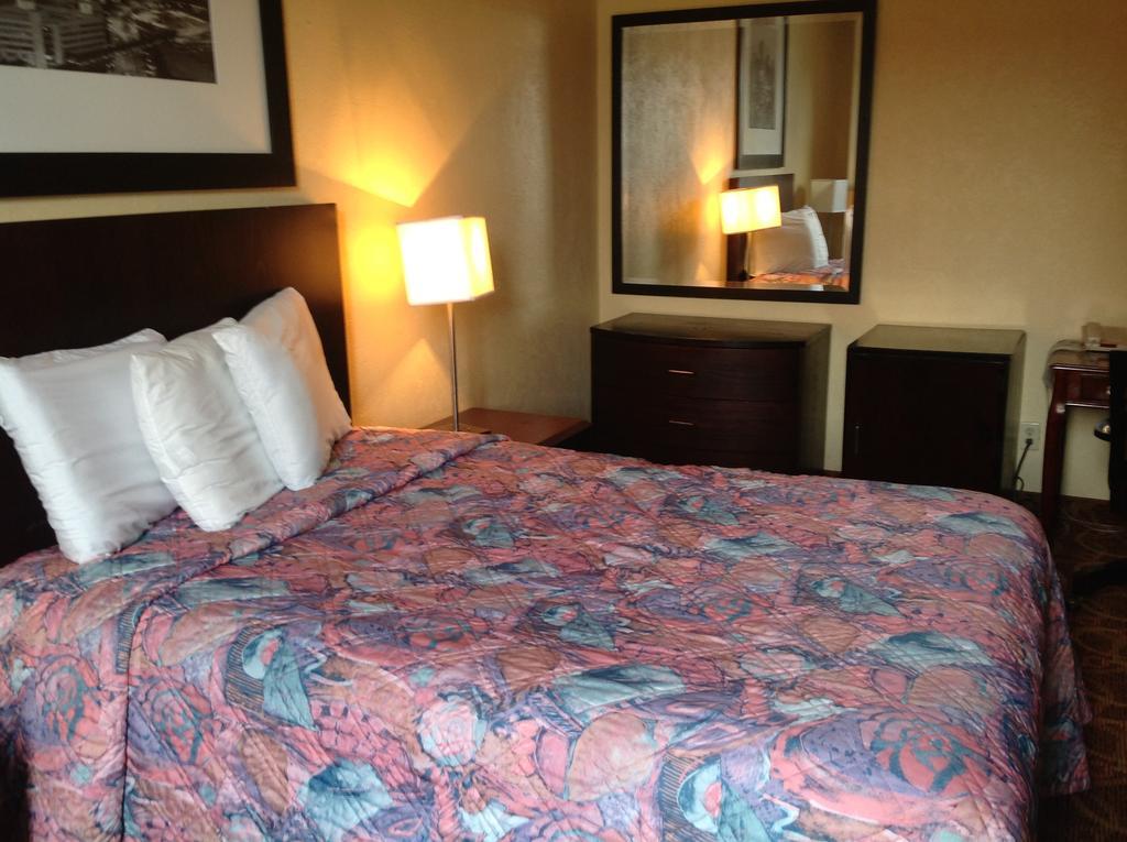 Memorial Inn And Suites ฮูสตัน ภายนอก รูปภาพ